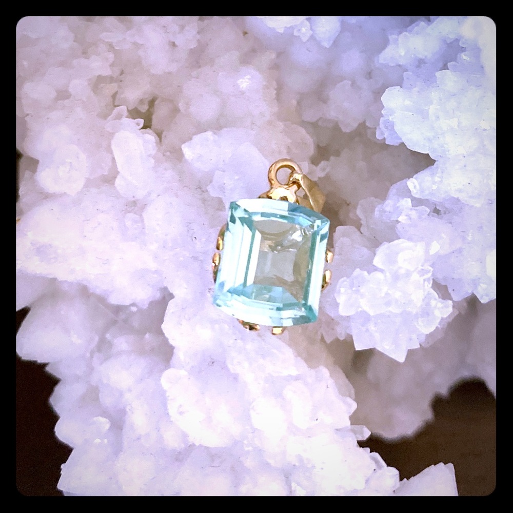 Emerald Cut Natural Aquamarine Pendant